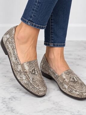 SAS Womens Loafers Size 11 N Metallic Snakeskin Leather Tassel Comfort Shoes USA